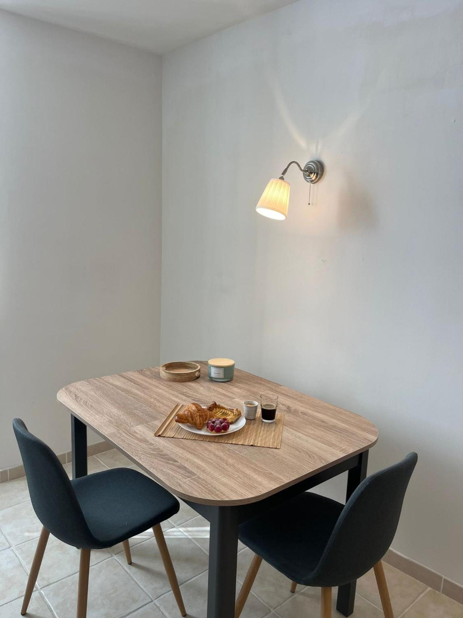 Y&R Residence 迪涅莱班 外观 照片